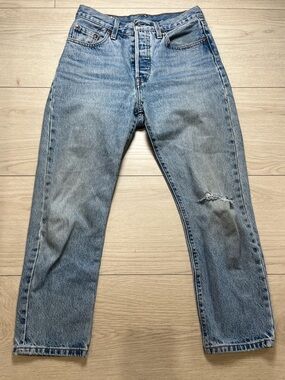 LEvis Classic Button-Fly Distressed Blue Denim Jeans Levi’s Premium 25x36 Big E
